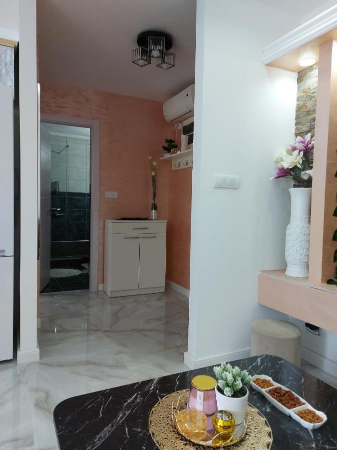 Apartman Star Lux Kula 외부 사진